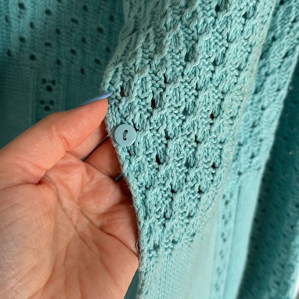 Blue crocheted sweater, charter club size medium - Picture 3 of 6